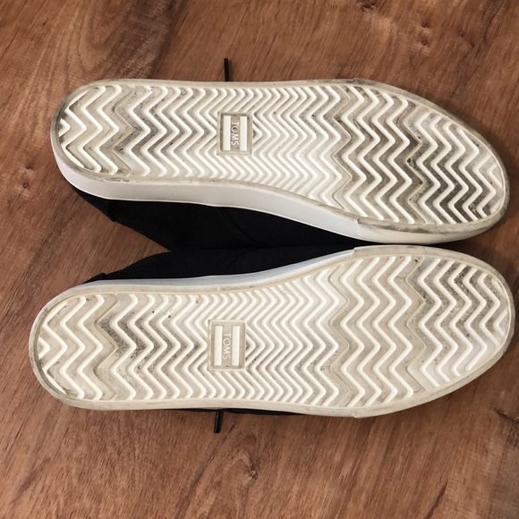 Toms shoes - Picture 2 of 2